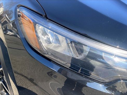 Used 2022 Jeep Compass Limited image 25