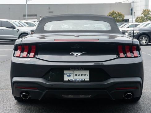 Used 2024 Ford Mustang Convertible RWD image 10