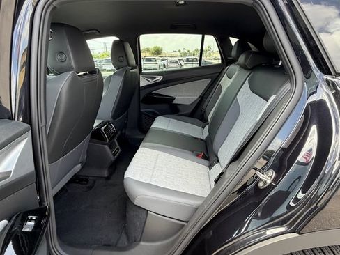 New 2026 Volkswagen ID.4 Pro AWD/4WD image 13