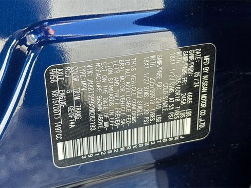 Used 2024 Nissan Rogue SV w/ SV Premium Package image 27