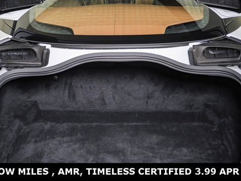 Used 2021 Aston Martin DB11 AMR image 32