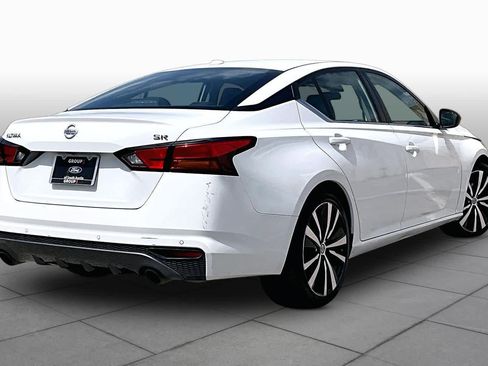 Used 2022 Nissan Altima 2.5 SR FWD image 13