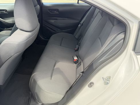 Used 2025 Toyota Corolla LE FWD image 26
