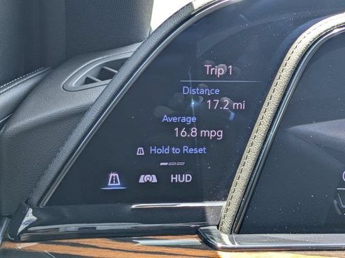 Used 2024 Cadillac Escalade ESV Premium Luxury AWD/4WD image 23