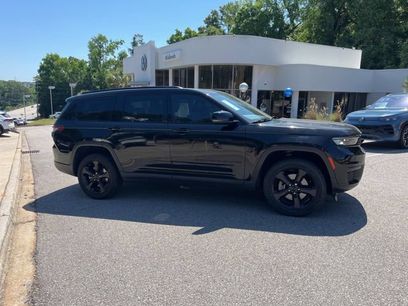 Used 2023 Jeep Grand Cherokee L Laredo