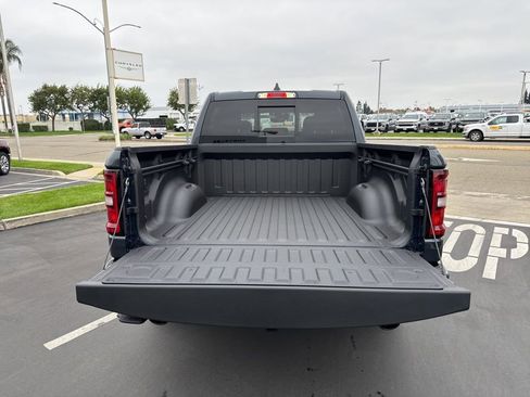 New 2026 RAM 1500 Big Horn AWD/4WD image 6