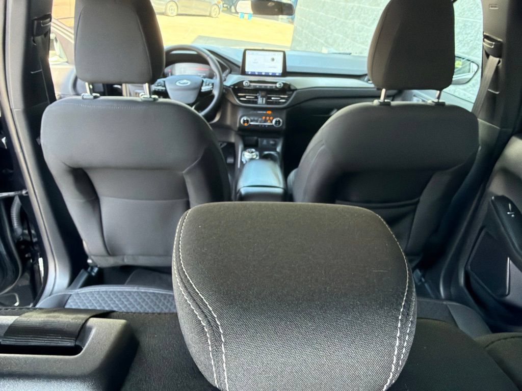 Used 2023 Ford Escape Active AWD/4WD image 12