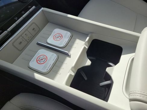 New 2026 Hyundai Santa Fe SE image 14