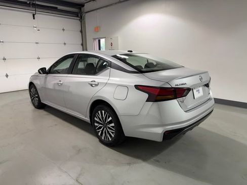 Used 2026 Nissan Altima 2.5 SV AWD/4WD image 5