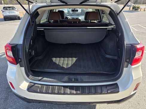 Used 2017 Subaru Outback 3.6R Touring w/ Popular Package #5A image 27