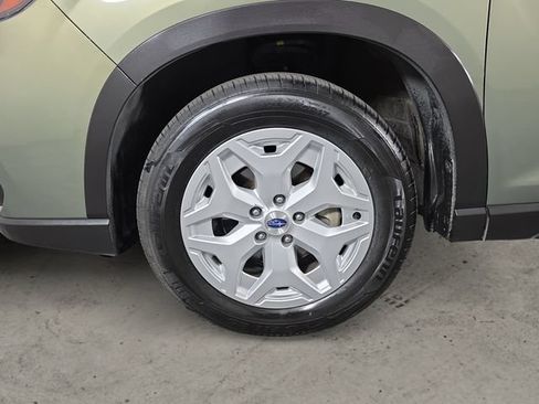 Used 2021 Subaru Forester w/ Popular Package #1 AWD/4WD image 9