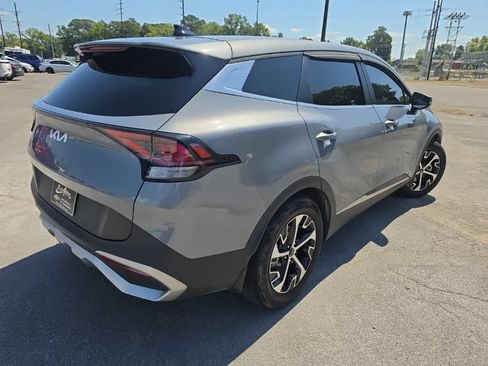 Used 2023 Kia Sportage EX FWD image 6