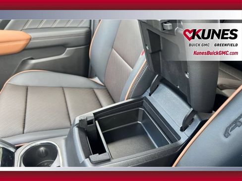 New 2026 GMC Canyon AT4 w/ Technology Plus Package AWD/4WD image 29