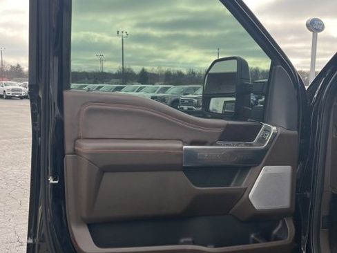 Used 2025 Ford F350 King Ranch w/ Tremor Off-Road Package image 33
