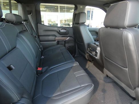 Certified 2021 Chevrolet Silverado 1500 High Country w/ Technology Package AWD/4WD image 16
