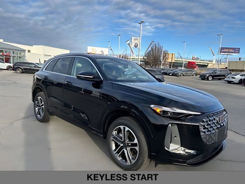 New 2025 Audi Q5 Premium image 4