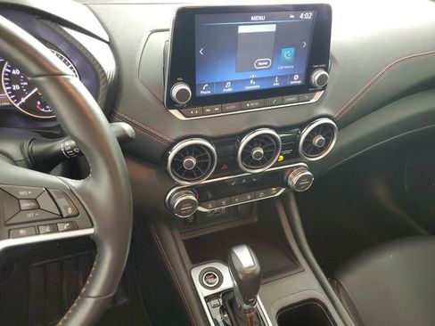 Used 2024 Nissan Sentra SR w/ SR Premium Package image 15