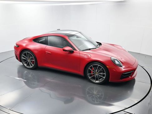 Used 2024 Porsche 911 Carrera 4S w/ Sport Package image 40