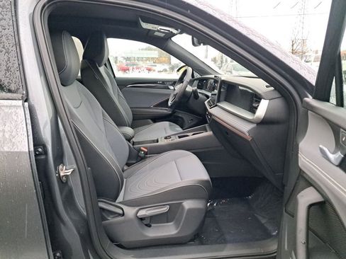 New 2026 Volkswagen Tiguan SE R-Line AWD/4WD image 17