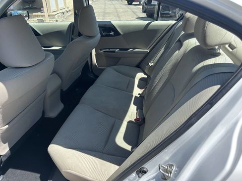 Used 2016 Honda Accord LX image 13