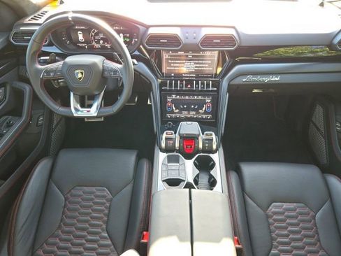 Used 2024 Lamborghini Urus S image 12
