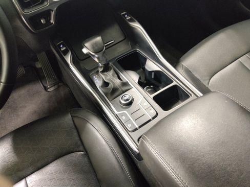 Used 2023 Kia Sorento S FWD image 26