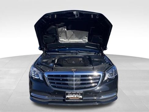 Used 2018 Mercedes-Benz S 560 4MATIC Sedan image 9