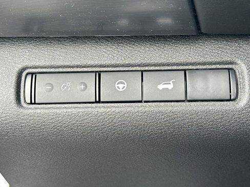 New 2026 Nissan Pathfinder SL AWD/4WD image 31