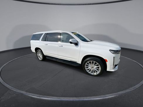 Used 2024 Cadillac Escalade ESV Premium Luxury AWD/4WD image 2