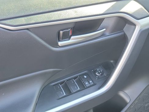 Certified 2025 Toyota RAV4 XLE image 20