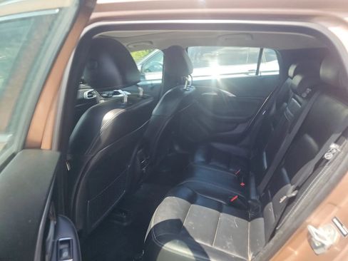 Used 2018 INFINITI QX30 Premium AWD/4WD image 6