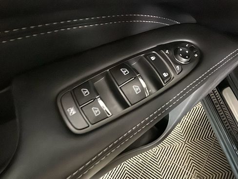 Used 2017 INFINITI QX60 Luxe w/ Premium Plus Package AWD/4WD image 13