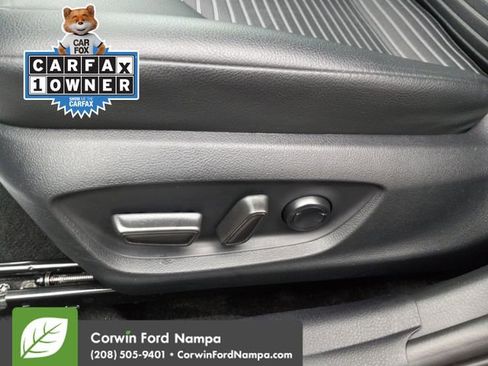 Used 2024 Toyota Camry SE image 12