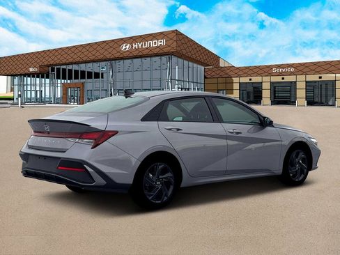 New 2026 Hyundai Elantra Sport image 8