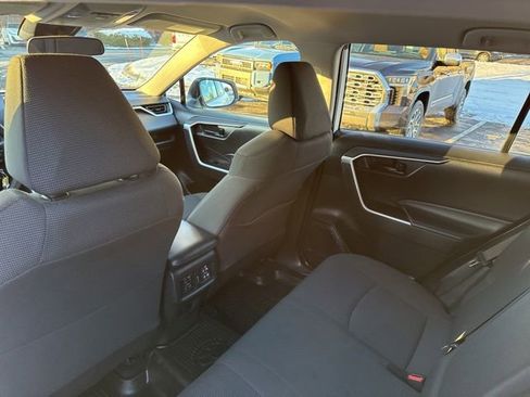 Certified 2022 Toyota RAV4 LE image 11
