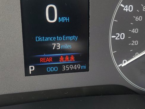 Used 2023 Toyota Corolla LE image 24