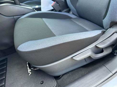 New 2025 Nissan Versa SV w/ Trunk Package FWD image 15