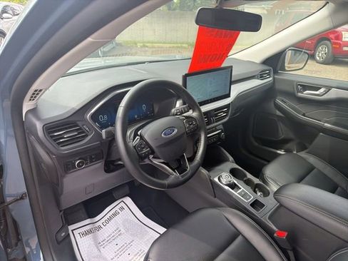 Used 2025 Ford Escape Platinum AWD/4WD image 23
