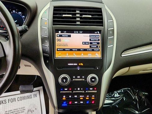 Used 2019 Lincoln MKC Reserve FWD image 17