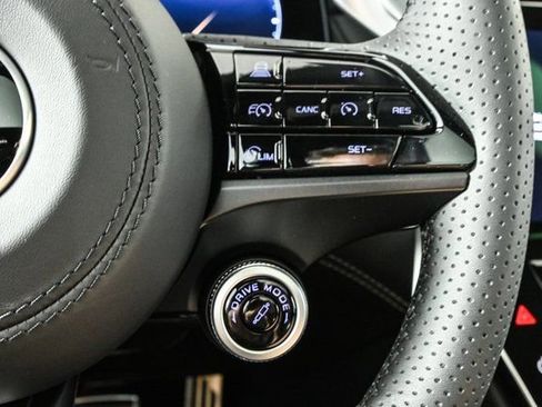 New 2025 Maserati Grecale Trofeo image 16