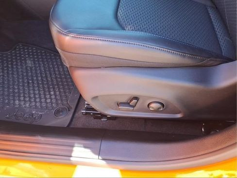 New 2026 Jeep Compass Latitude AWD/4WD image 16