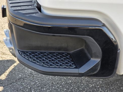 Used 2020 Chevrolet Silverado 1500 LT Trail Boss image 12