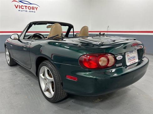 Used 2001 MAZDA MX-5 Miata Base image 20