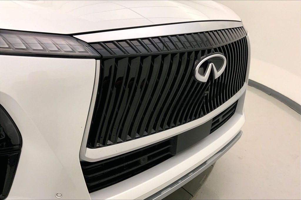 Used 2025 INFINITI QX80 Luxe AWD/4WD image 29