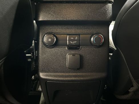 Certified 2017 Ford Explorer XLT w/ Equipment Group 202A image 25