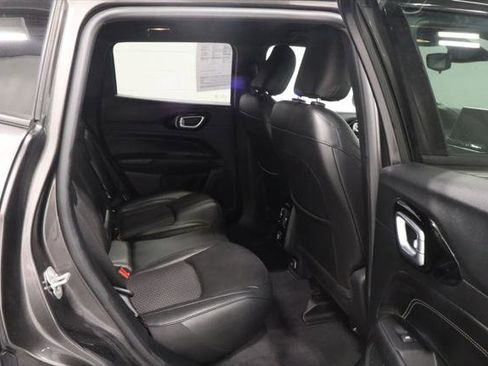 Certified 2022 Jeep Compass Latitude AWD/4WD image 19