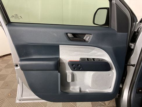 Certified 2022 Ford Maverick XLT w/ XLT Luxury Package image 23