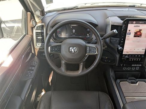 Certified 2025 RAM 2500 Limited image 15