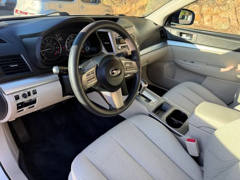 Used 2011 Subaru Outback 2.5i AWD/4WD image 14