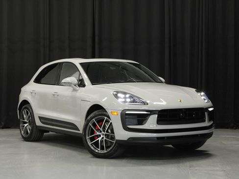 New 2026 Porsche Macan S AWD/4WD image 7